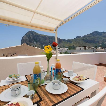 I Tre Golfi - Appartamenti Con Terrazzo Fino A 800 Mt Dal Mare 산비토로카포 외부 사진